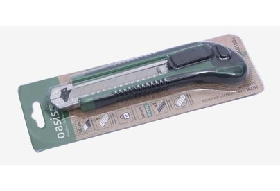 OASIS Eco с сегментированным лезвием 18х100х0,5 мм, двукомпонентный корпус (ABS+TPR) 1030601004 цвет зеленый